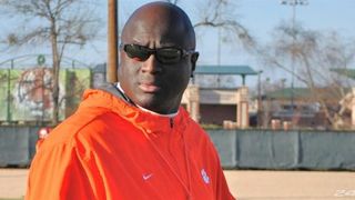 Video of the Day - All-access with Texas DL coach Chris Rumph (Video of the Day)