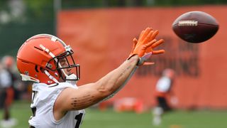 Report: Kevin Wilson to hire former NFL wideout as Tulsa wide receivers coach (Kevin Wilson)