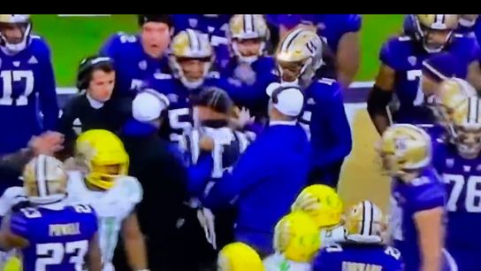 Watch: Washington coach Jimmy Lake incident with player; A.D. issues statement