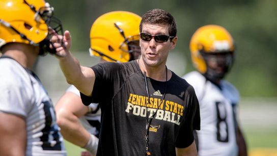 Sources: Navy to hire offensive coordinator from triple option family (Navy Football)