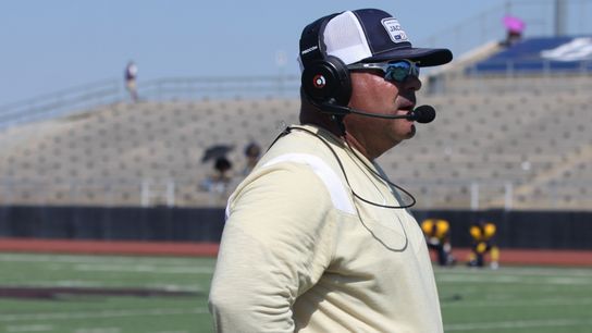 Division III head coach resigns to return to high school job (Howard Payne Football)