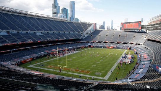 Chicago Bears considering a move to the suburbs (stadiums)
