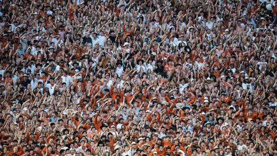 Texas releases statement condemning trash tsunami that led to overturned penalty vs. Georgia (Texas Georgia)