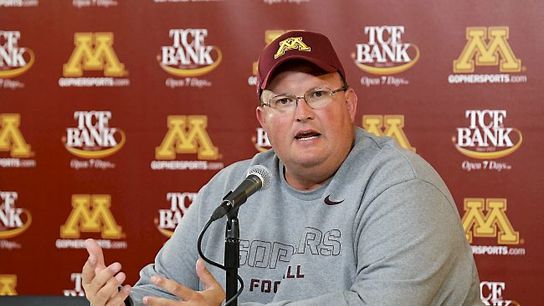 Claeys: "The most uncomfortable part (of being a head coach) is the coat and tie" (Featured)