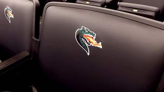 Video: UAB football players tour the new facility for the first time (Featured)