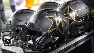 Sources: Vanderbilt hiring new offensive line coach with ACC, SEC ties (Chris Klenakis)