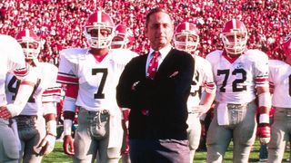 Iconic, Hall of Fame former Georgia Bulldogs coach Vince Dooley has died (Vince Dooley)