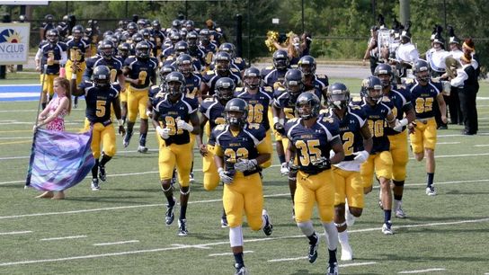 Video: Former rapper resurfaces as small college head coach (rapper)