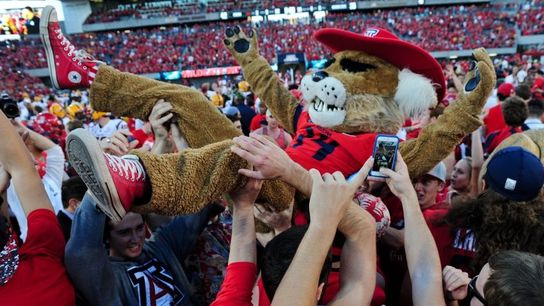 Ten thoughts from Friday's action (Featured)