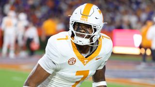 NCAA suspends Tennessee linebacker Arion Carter for $427 flight (Tennessee Football). Photo by IMAGN IMAGES via Reuters Connect