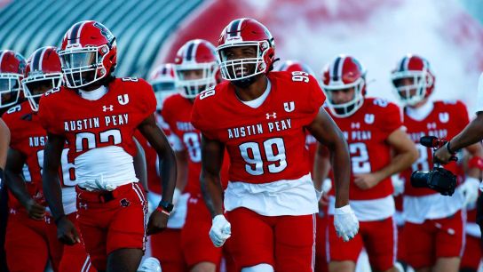 Sources: Austin Peay, Jeff Faris make notable staff moves (Featured)