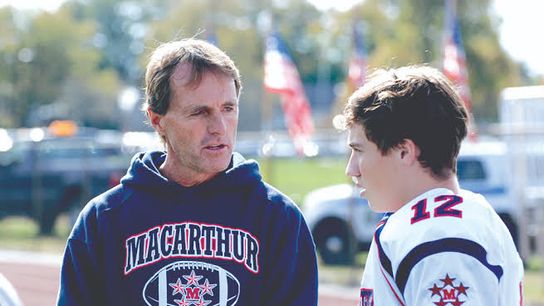 Coaching veteran with 28 seasons at school steps down after first day of practice, citing lack of connection with players (Featured)