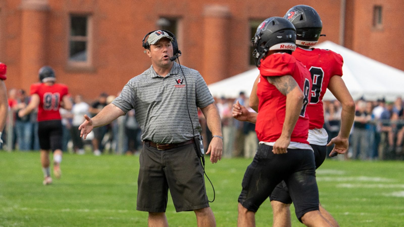 Division III head coach calls out NESCAC for instituting roster limits for football only, forcing mandated cuts to deserving players (Featured)