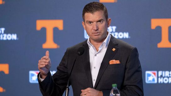 How much Tennessee Athletics Director Danny White made to lead the nation
