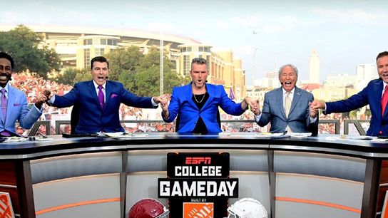Could college football get TV deal similar to the NFL? (Featured)