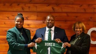 Brand-new FCS program names first head coach (Featured). Photo by Photo, Chicago State