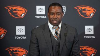 Oregon State staff salaries down big from previous staff (Oregon State Football). Photo by Kevin Neri/Statesman Journal / USA TODAY NETWORK via Imagn Images
