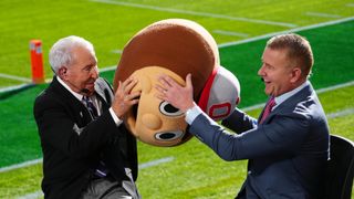 Kirk Herbstreit posts emotional tribute to Lee Corso amid retirement announcement (kirk herbstreit). Photo by © Kirby Lee-Imagn Images