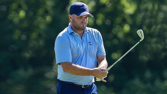 College head coach qualifies for prestigious golf tournament