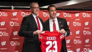 Wisconsin A.D. offers thoughts on embattled Badgers coach Luke Fickell (Featured)