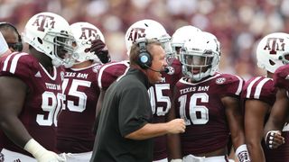 Longtime FBS assistant Mark Snyder reportedly lands head coaching job at new Division II program (Featured). Photo by © Matthew Emmons-Imagn Images
