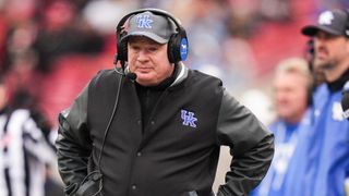 Report: Stoops to Texas (Texas Football)