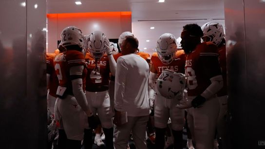 'I need you living in in the 90 percent': Sark's message to Texas before second-half comeback (Steve Sarkisian)