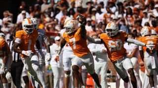 Did SEC referees let Tennessee pull off an illegal onside kick vs. Texas?  (Tennessee onside kick)