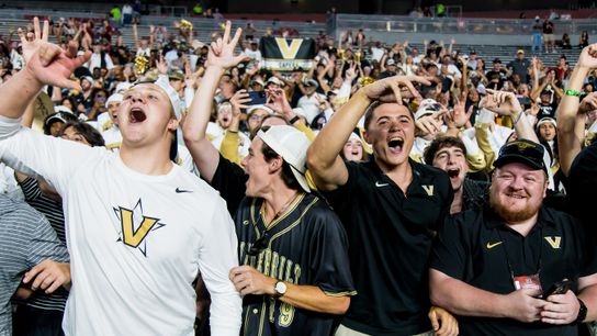 Vibes Up/Vibes Down: The 10 best (and 5 worst) seasons so far (college football week 3 recap)