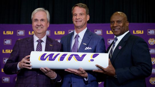 New bipartisan Senate bill includes a 'Lane Kiffin rule' (Lane Kiffin)