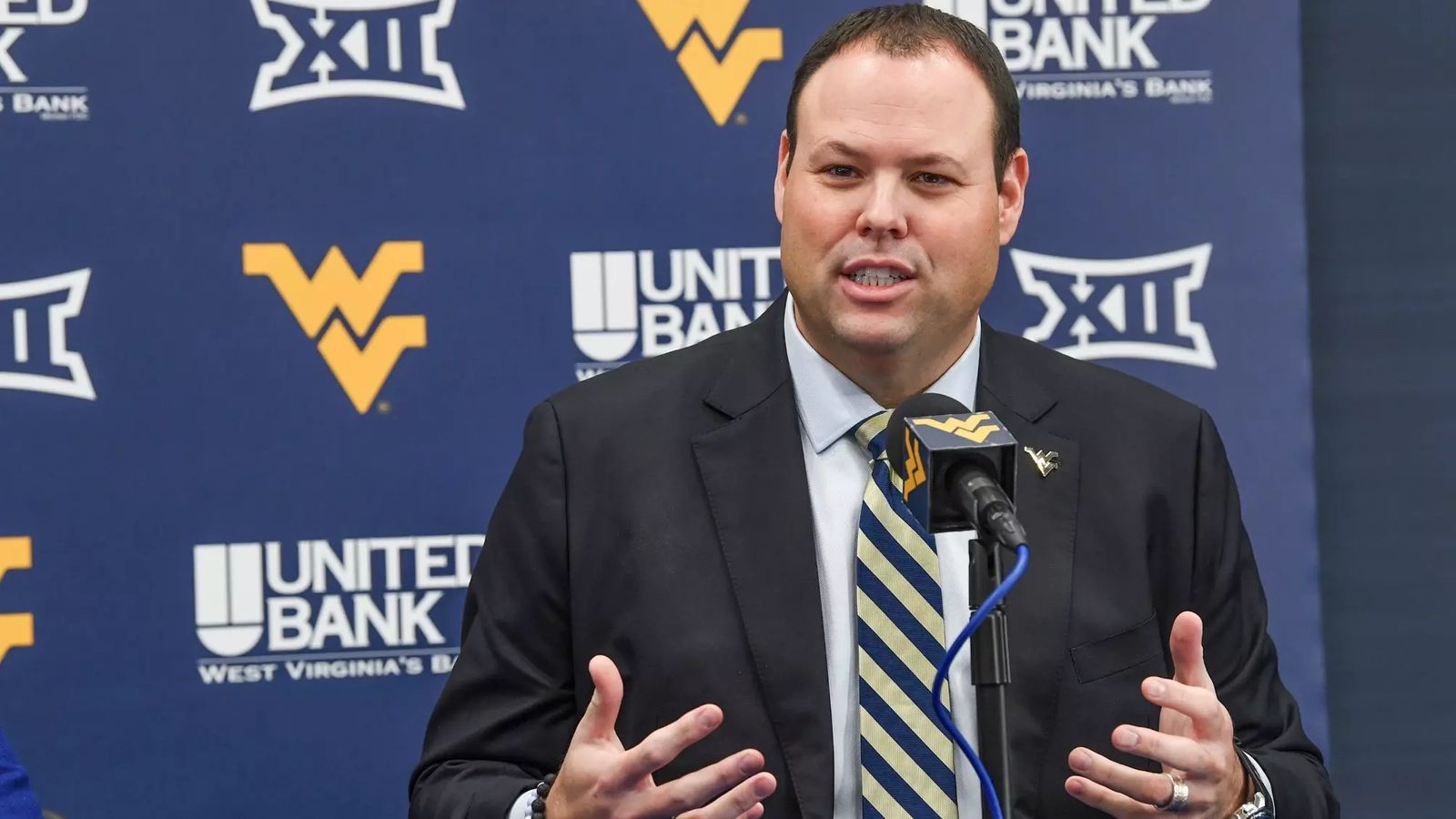 West Virginia leader says "segment of athletics directors" willing to view athletes as employees (Featured)